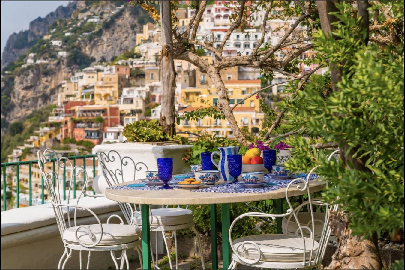 Foto 5 von 48: Villa für 6 Personen mit Balkon