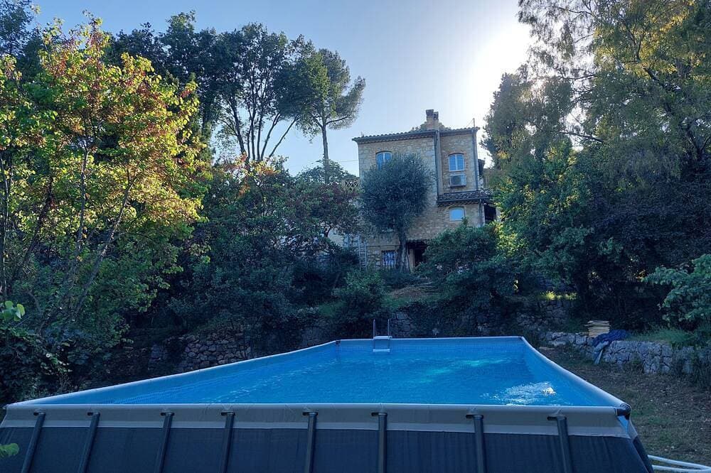 Foto 12 von 18: Domaine des Petites Soeurs 800m from the historic center with 5200m2 of wooded parkland