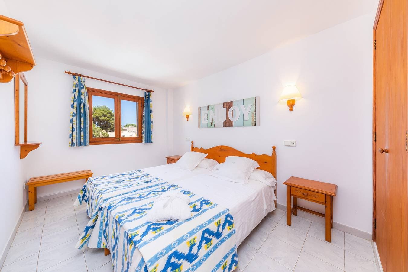 Foto 9 von 43: Strandnahes Apartment mit Zugang zum Pool, einer privaten Terrasse, Klimaanlage und WLAN