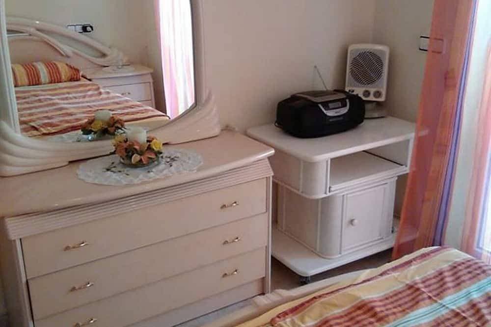 Foto 3 von 24: Moderne Wohnung,Klima,Pool!!   Inkl.Strom,Bettwäsche  Free-WIFI-Faser 1000 Mb 5G