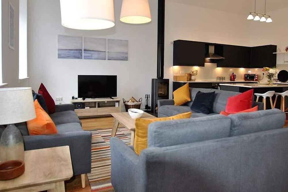 Academy Apartment Anstruther- stunning luxury home 1