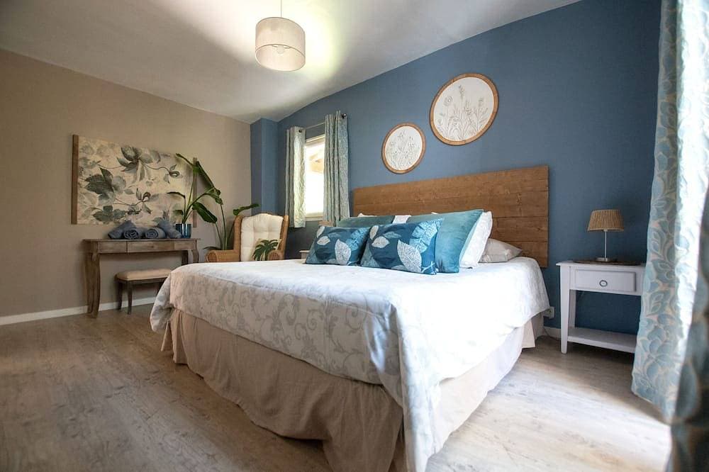 Foto 2 von 30: Family house and cottage in Opio. Sleeps 8, walking distance from Valbonne