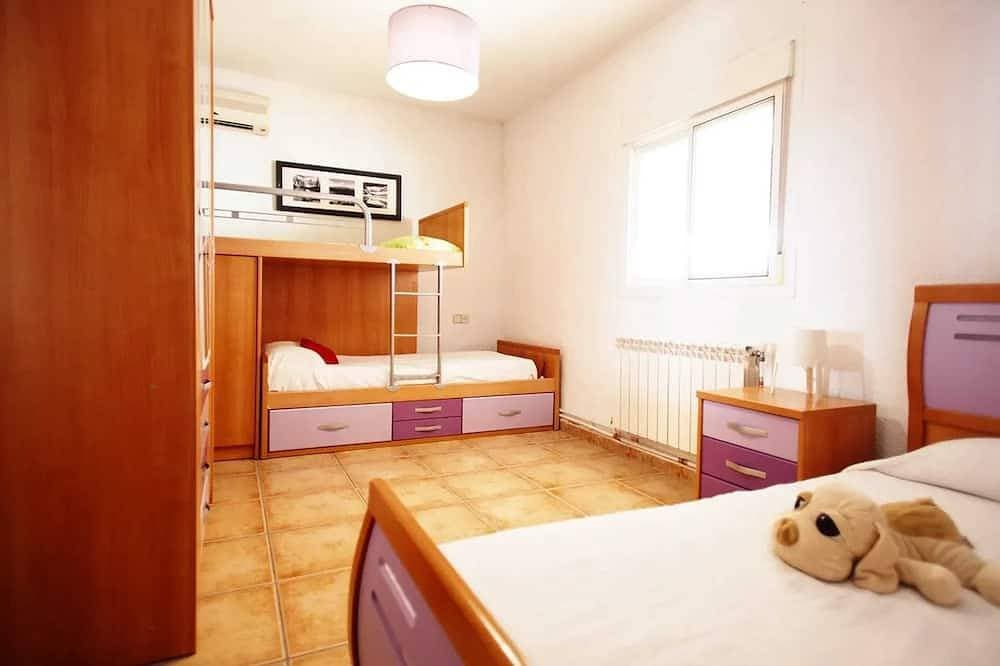 Foto 4 von 30: Homerez - Villa in Linares