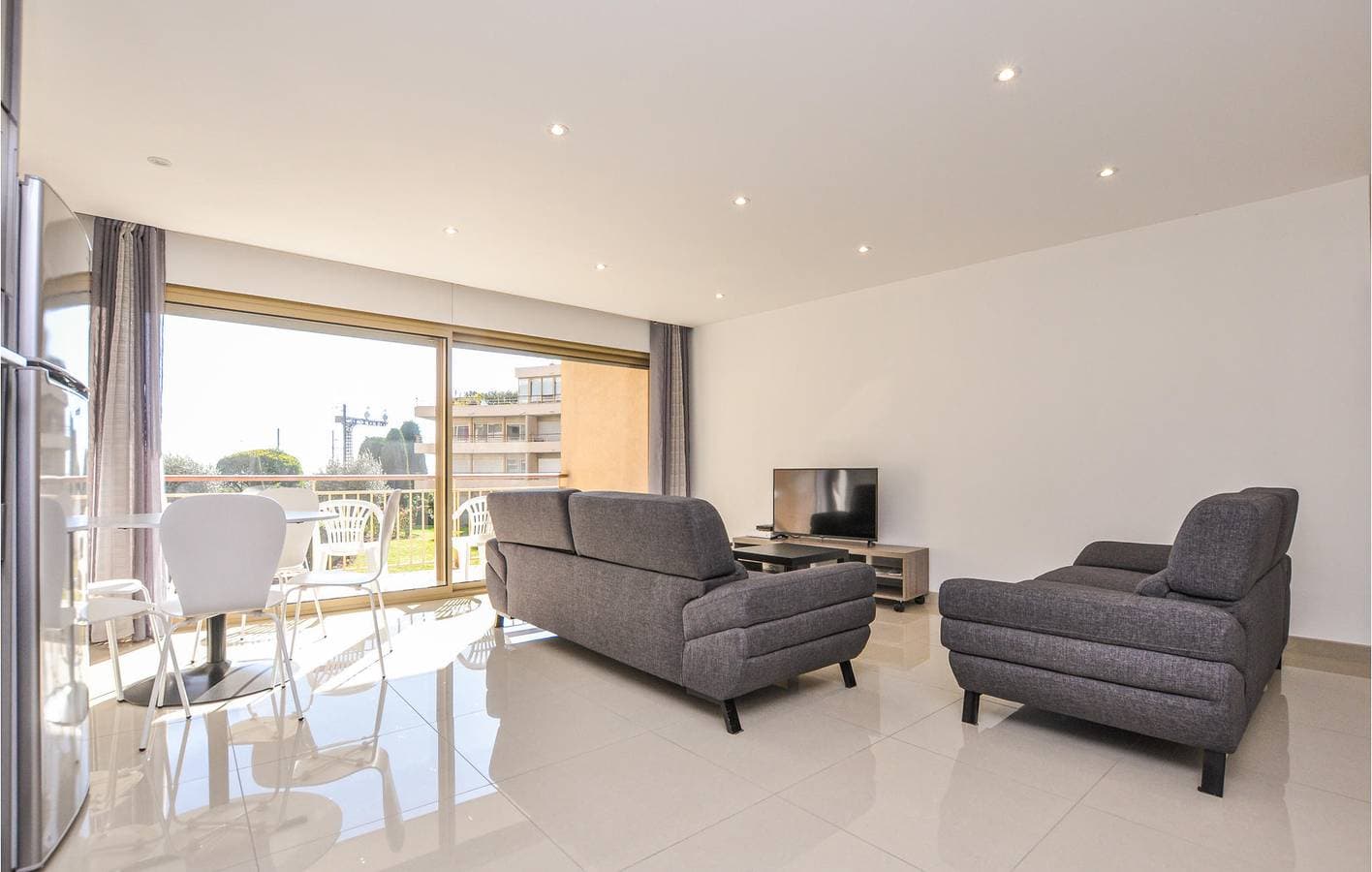 Foto 5 von 20: Appartement am Strand mit Garage und Terrasse