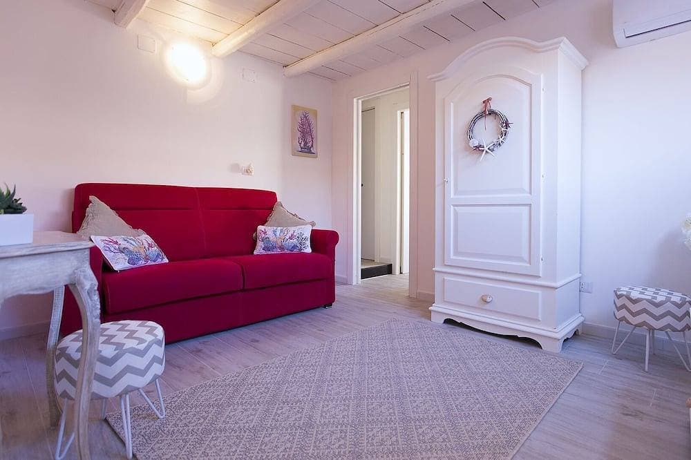 Elegante Wohnung im Herzen des historischen Zentrums einen Schritt vom Meer entfernt. 1