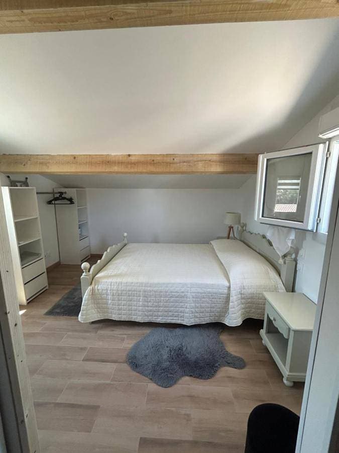 Foto 5 von 12: One-Bedroom Apartment