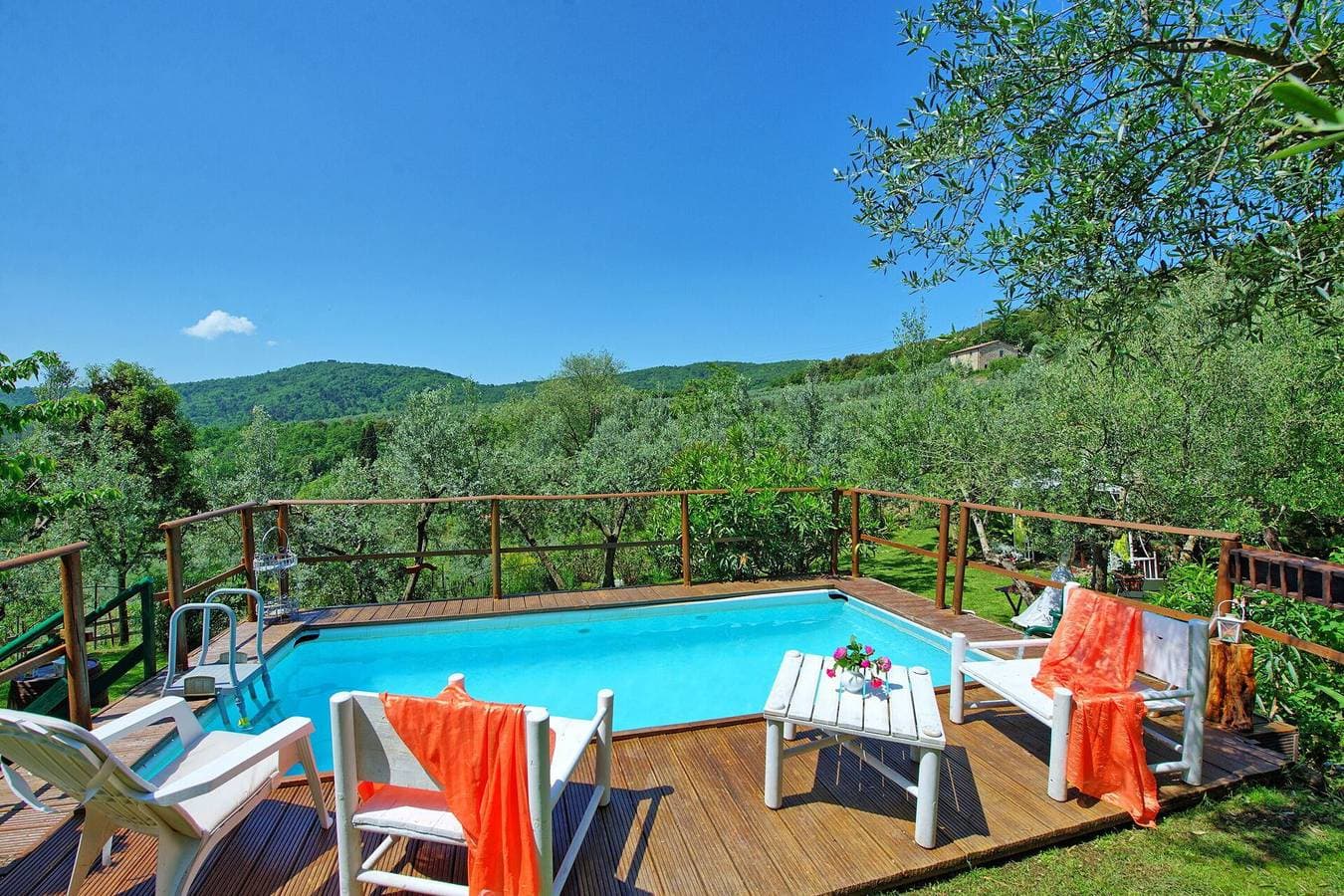 Foto 11 von 32: Villa für 3 Personen mit Pool