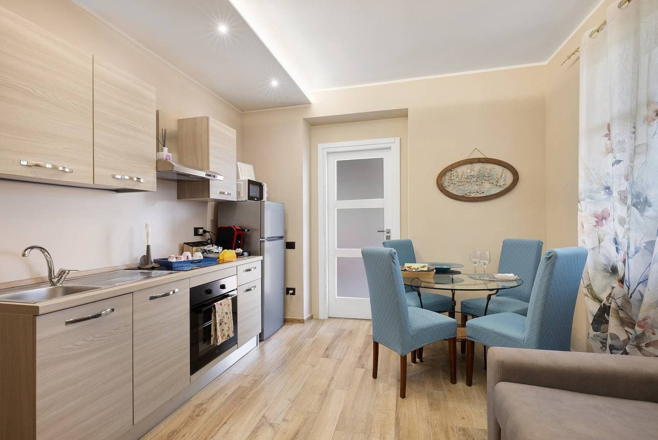 Foto 9 von 50: Ferienwohnung 'Pietra' mit Bergblick, Gemeinschaftspool und privater Terrasse