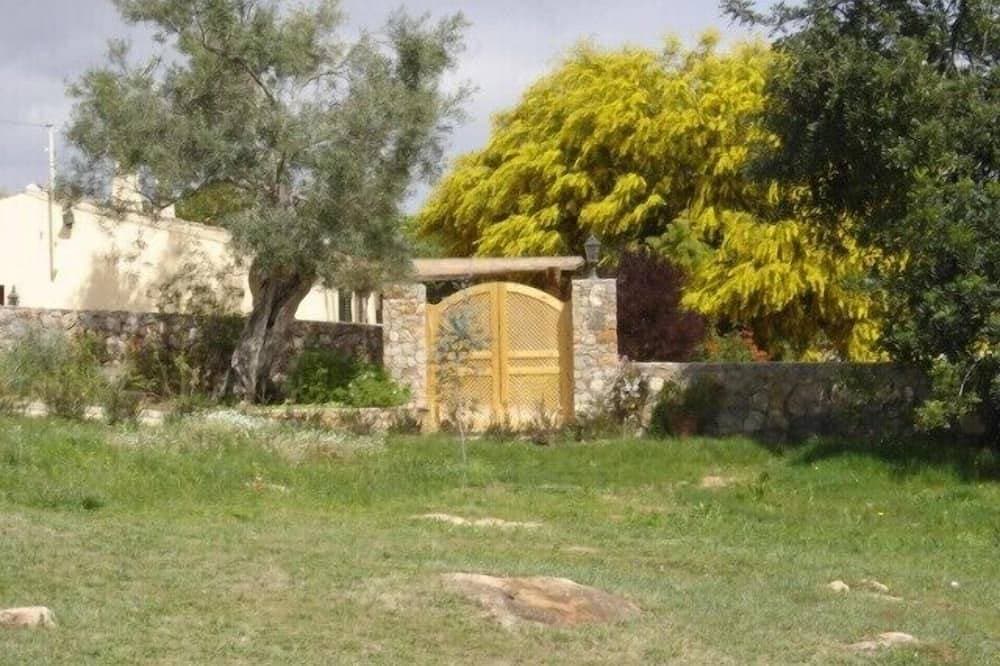 Foto 11 von 30: Fabelhafte Designervilla, Eigener Pool Und Gärten, Erstaunlicher Blick Über Tavira Bis Zum Meer