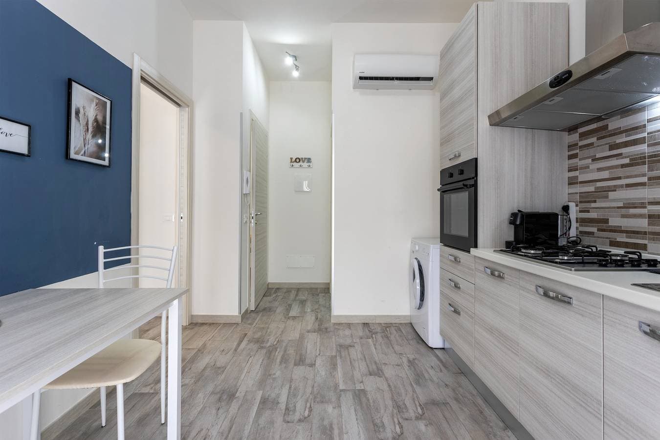 Foto 10 von 20: Ferienwohnung 'Casa Magenta' mit Meerblick, Klimaanlage und WLAN