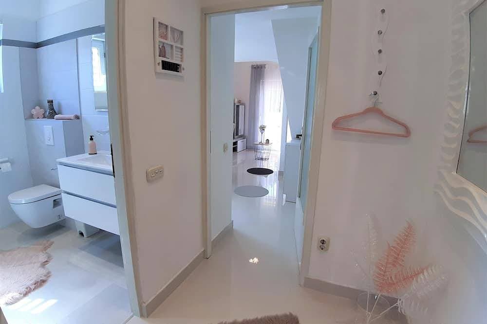 Foto 8 von 30: Ferienwohnung Kristina 400 m zum Sandstrand + Klimaanlage + WiFi +Geschirrspüler