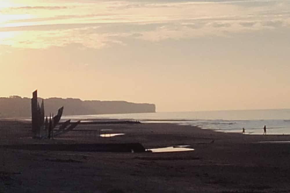 Foto 10 von 12: Omaha Beach Cottage Zwischen Erde Und Meer