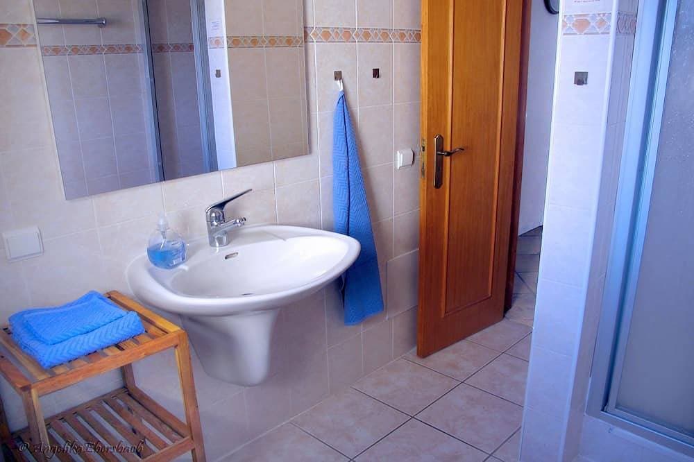 Foto 7 von 30: Nah am Strand, Meerblick, ruhig, kleiner Garten,  Kamin, für Paare und Familien