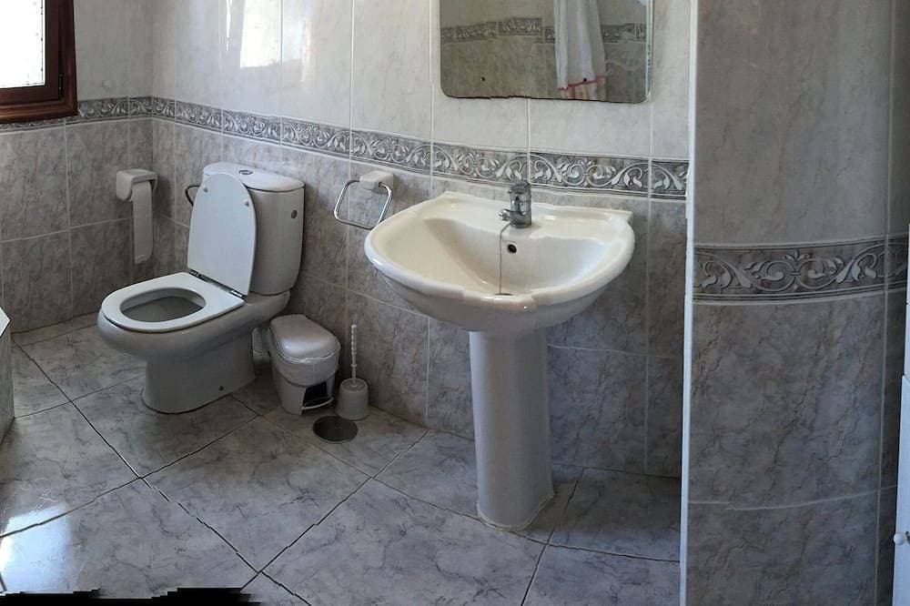 Foto 8 von 24: Villa, Pool, 8 Personen mit Blick auf den Golfplatz und das Meer Amarilla wifi