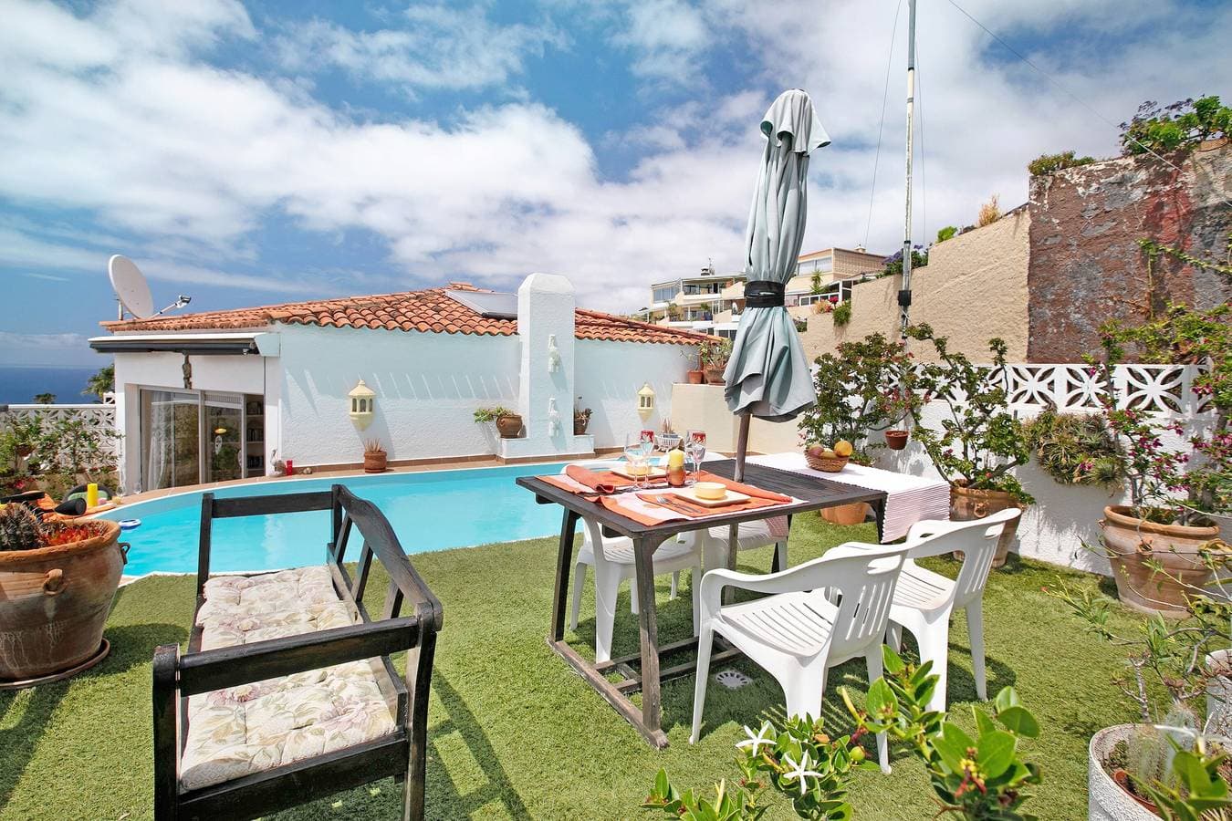 Foto 3 von 24: Ferienwohnung 'Casa Pelican' mit Meerblick, privatem Pool und WLAN
