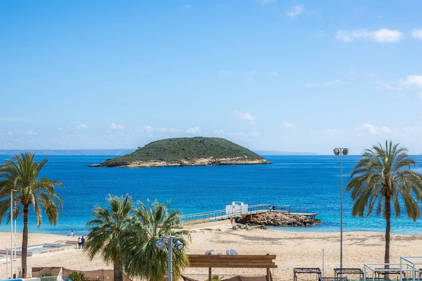 Foto 5 von 27: Ferienwohnung 'First Line Mediterranean' mit Meerblick, WLAN und Klimaanlage