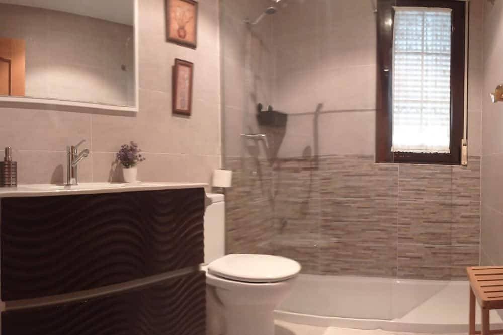 Foto 9 von 22: Perfect for your meetings, adequate space, beautiful, functional, well equipped.