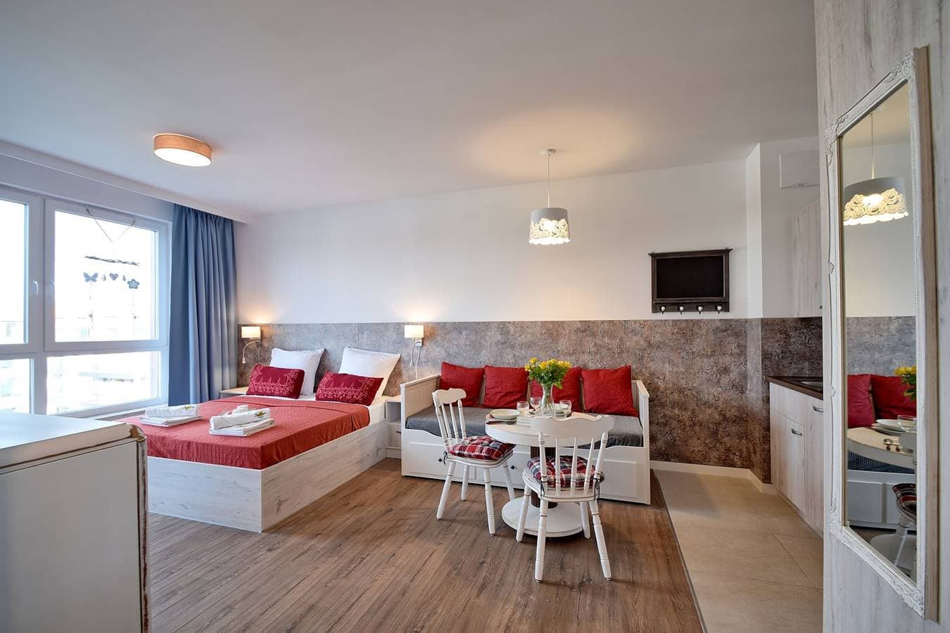 Foto 2 von 20: Cozy Studio with Balcony | Parking | 500 m to the Beach