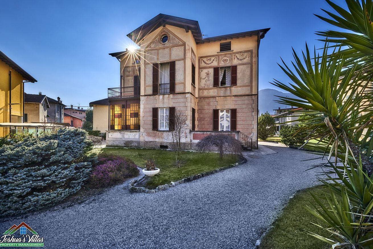 Foto 4 von 42: Villa für 8 Personen mit Garten