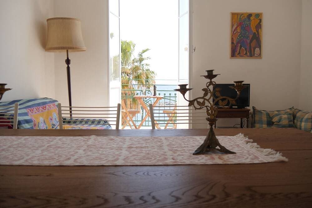 Foto 10 von 22: Wunderschönes Apartment am Meer in einem historischen Gebäude in Oneglia, Riviera dei Fior