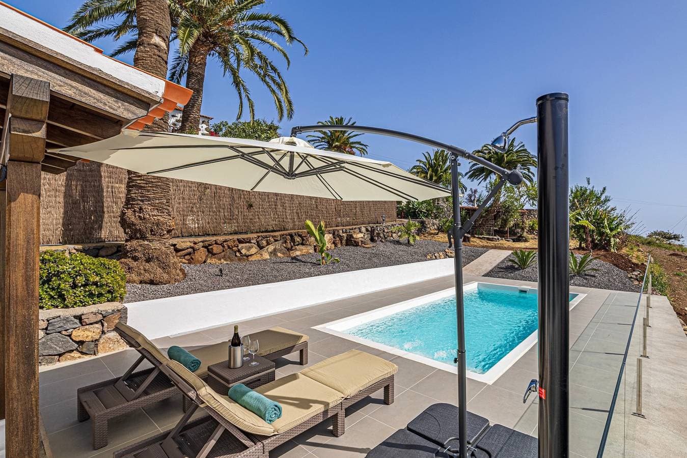 Foto 8 von 26: Casa Yuliana: Beheizter Privatpool und Meerblick