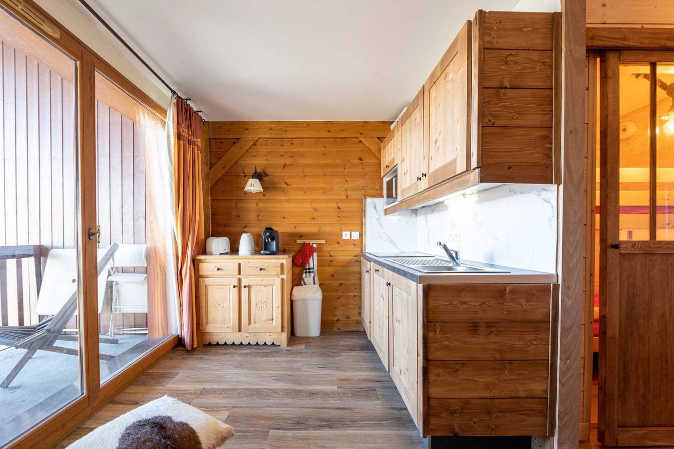 Foto 8 von 18: Ferienwohnung für 4 Personen mit Pool