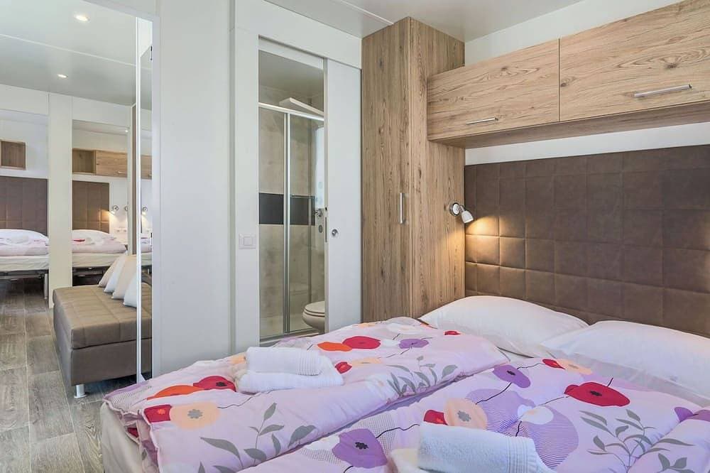 Foto 5 von 30: Schöne Wohnung in einem Ferienhaus für 6 Leute mit Klimaanlage, Pool,  W-Lan, TV und Terrasse