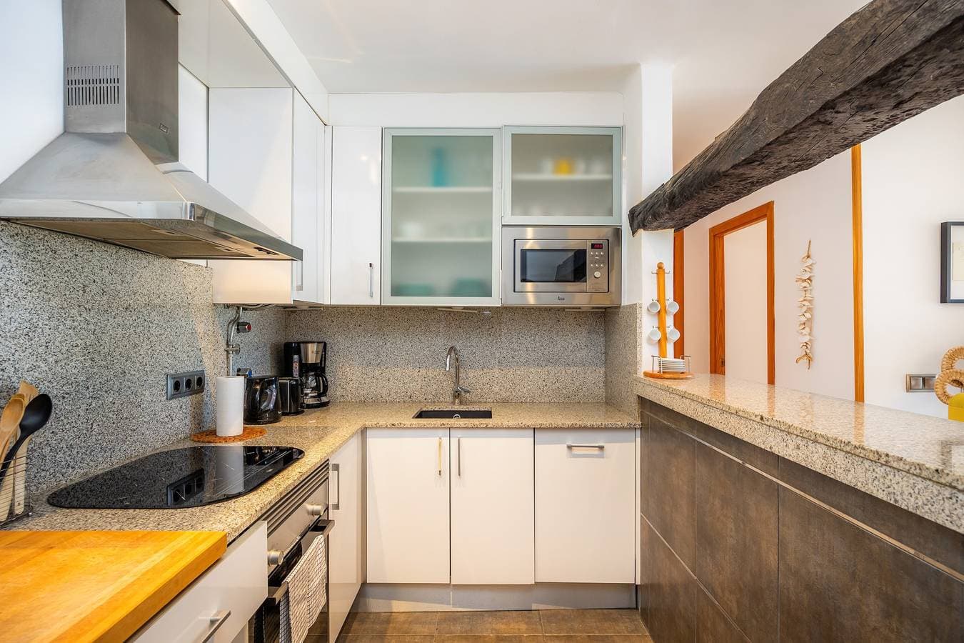 Foto 13 von 39: Renoviert 2026! Klimatisierte Wohnung mit Meerblick, Gemeinschaftspool und WLAN in Port de Sóller