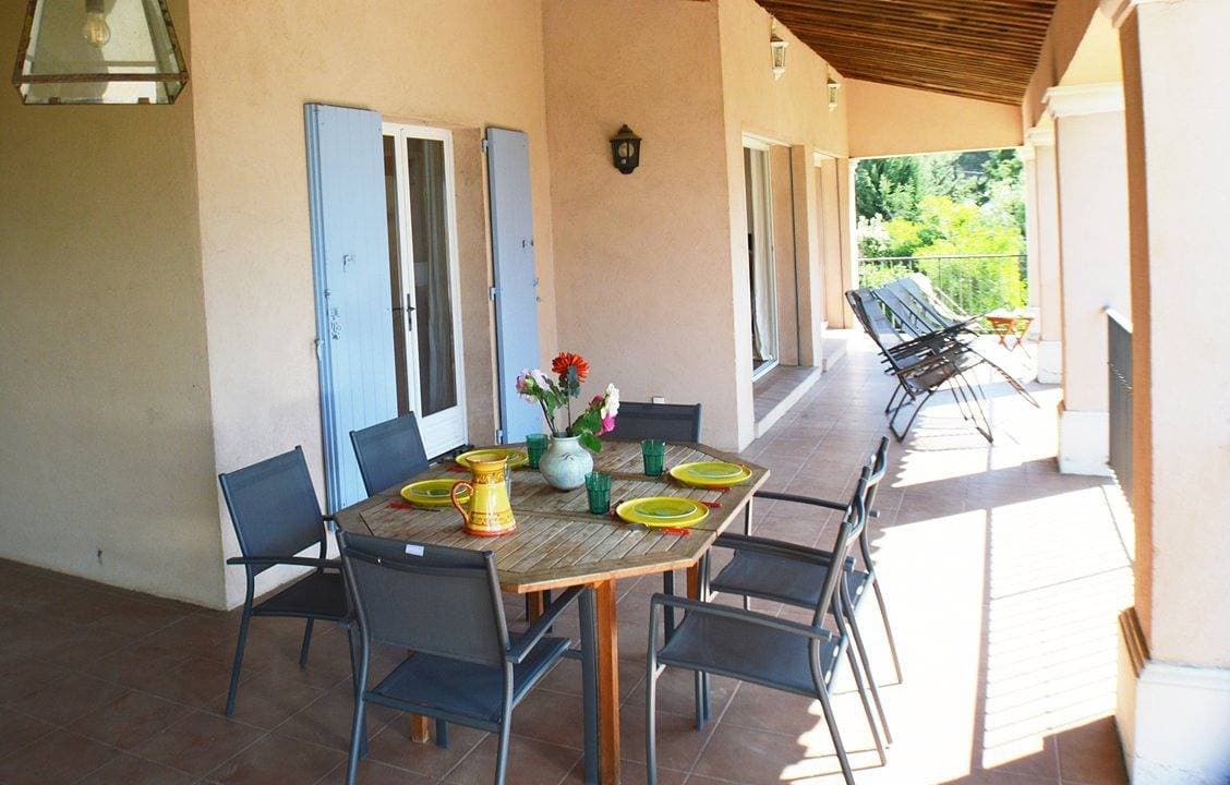 Foto 7 von 21: Villa für 6 Personen mit Terrasse