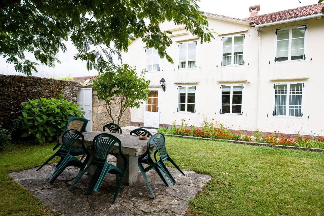 Foto 5 von 36: Three-Bedroom House
