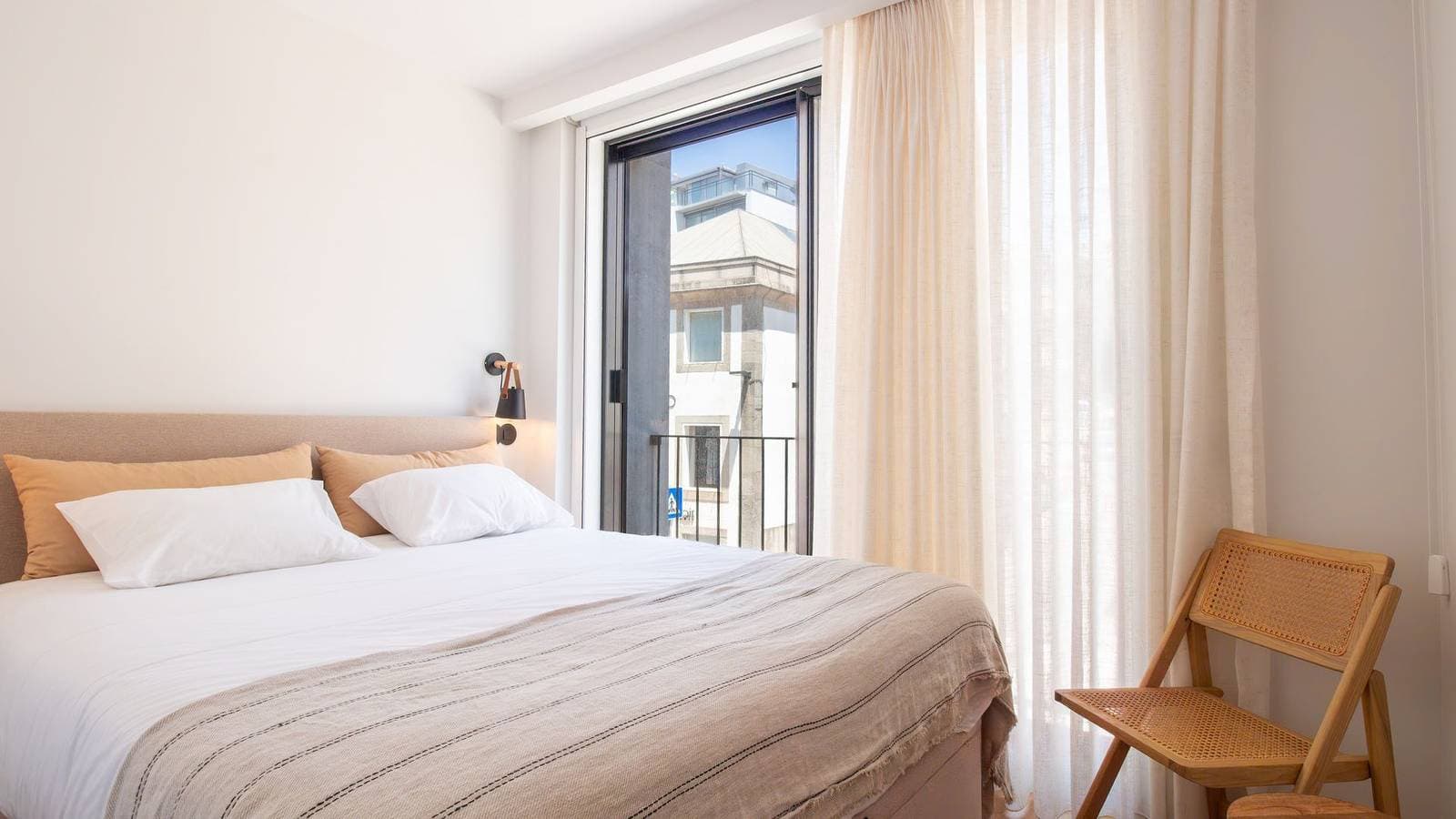 Foto 10 von 35: Ferienwohnung für 4 Personen mit Meerblick