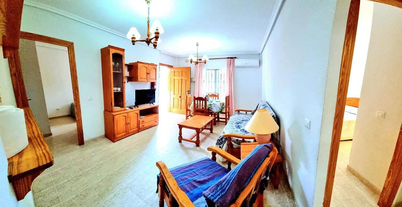 Foto 4 von 13: Two-Bedroom Apartment
