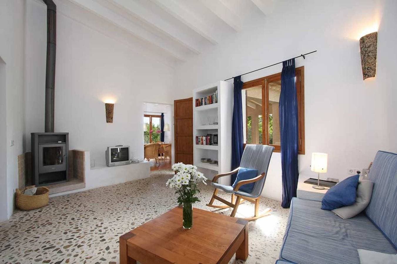 Foto 6 von 25: Landhaus 'Finca Can Xanet' mit Bergblick, WLAN und Klimaanlage