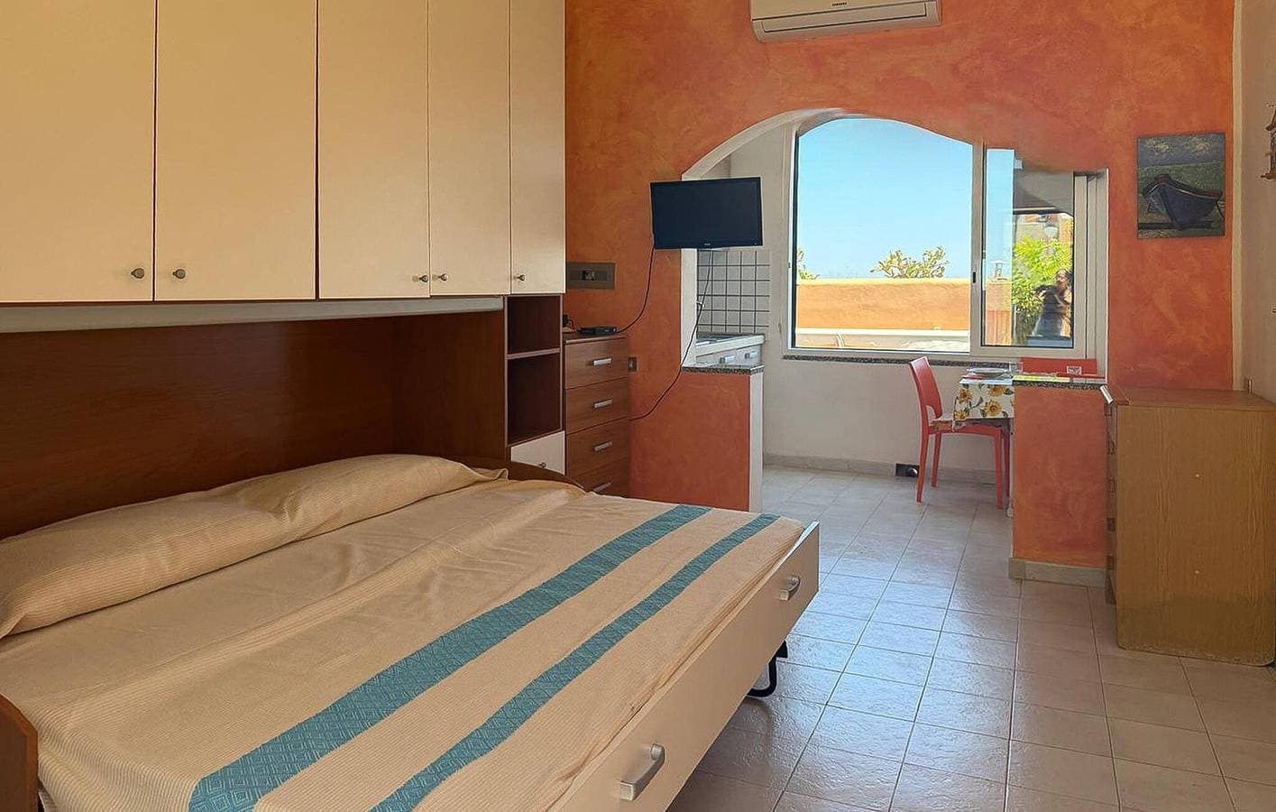 Foto 5 von 14: Gemütliche Wohnung am Meer mit Meerblick, Terrasse und Parkplatz in der Nähe von Costa Rei