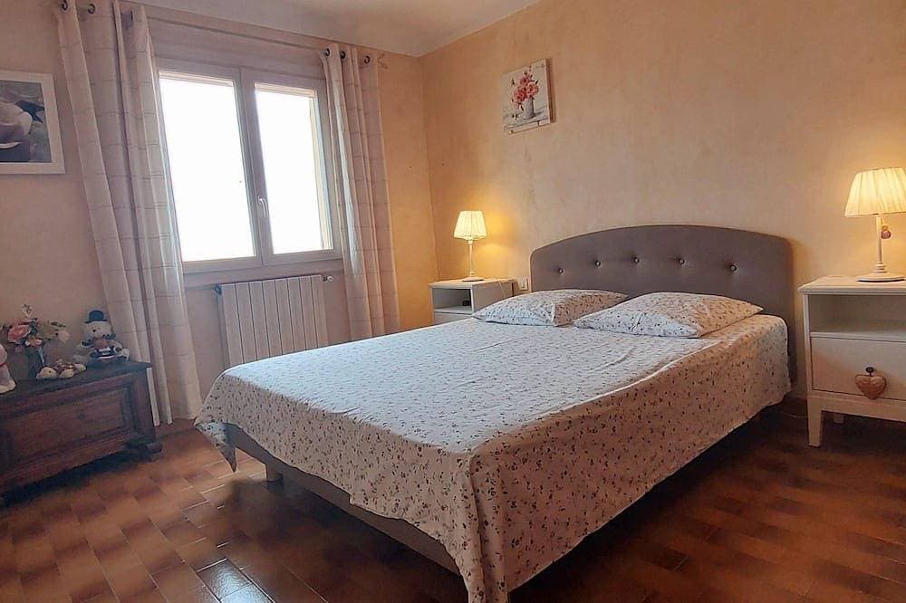 Foto 2 von 26: Schöne Villa zu vermieten in üppigem Grün