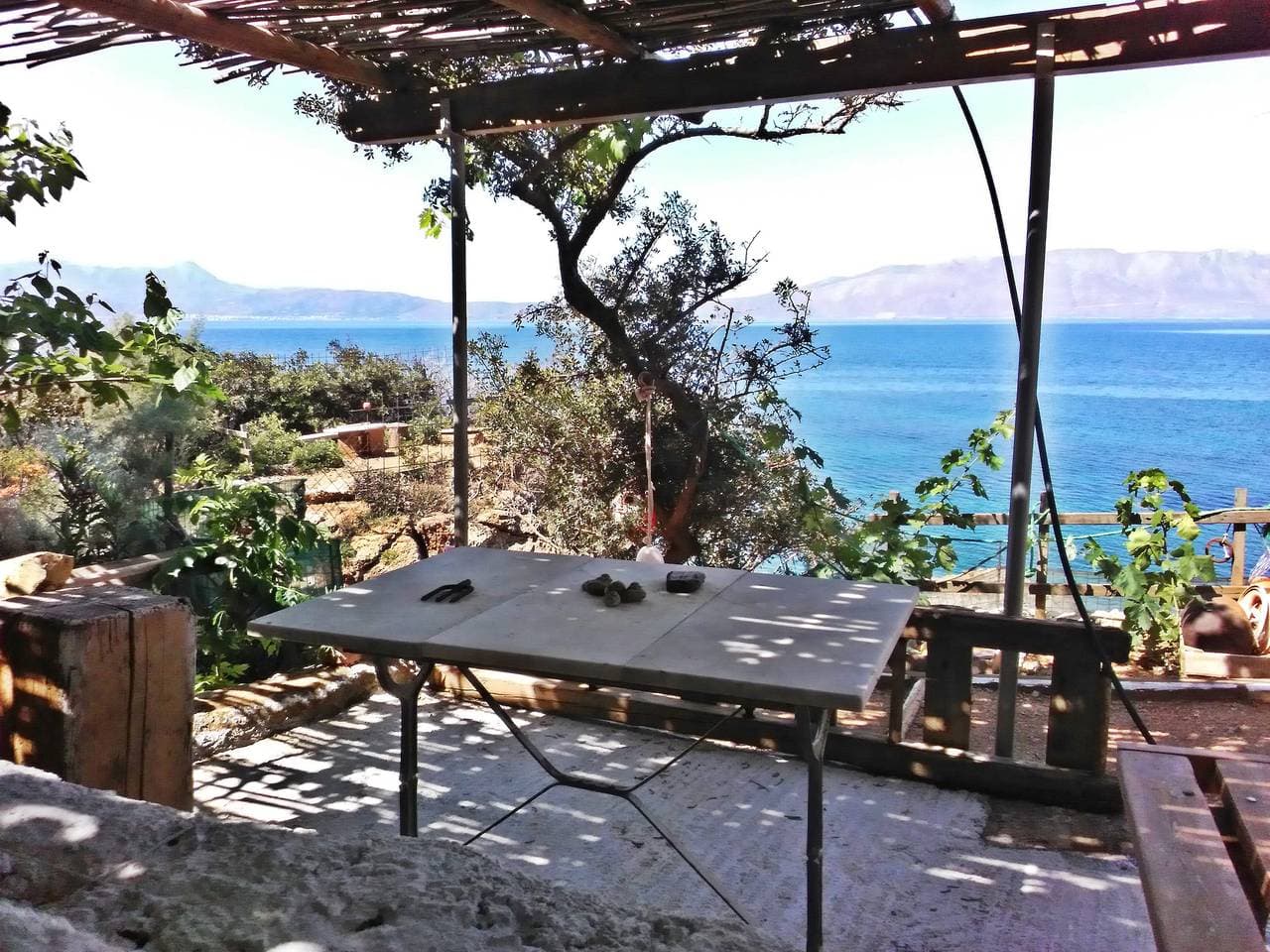 Foto 9 von 29: Apartment-ueber-dem-meer-privater-ort-zum-schwimmen