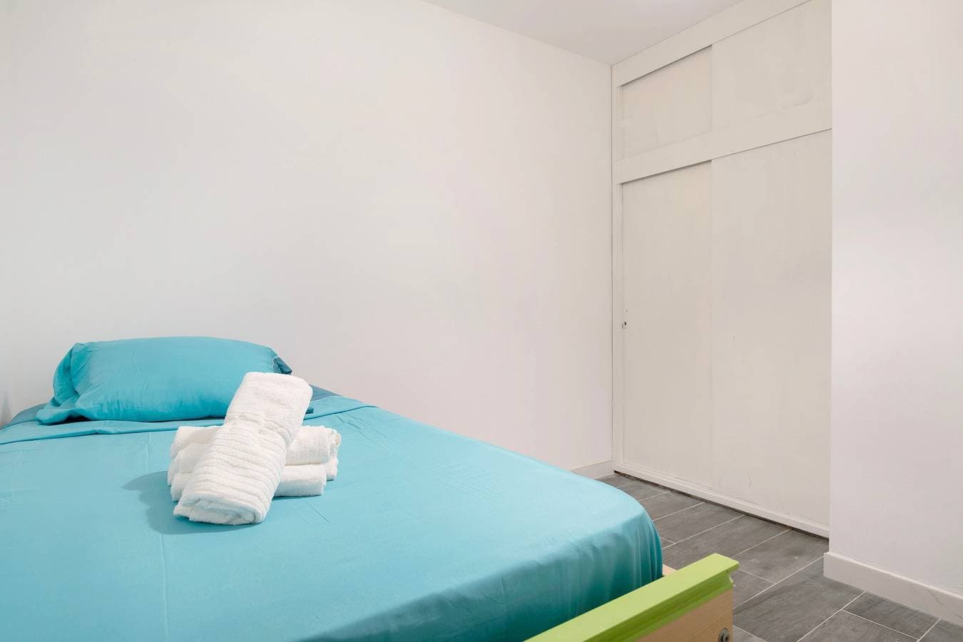 Foto 12 von 20: Ferienhaus 'Piso Leon Y Castillo' mit Gemeinschaftsterrasse und WLAN