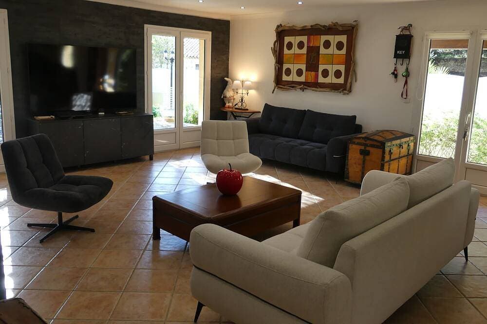 Foto 9 von 30: Charmante Villa in der Nähe von Cassis zwischen Meer / Hügeln 5mm Strände WIFI