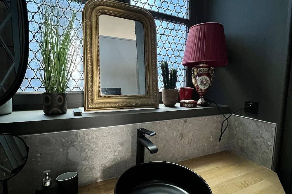 Foto 6 von 23: Splendid 2-room apartment 65 m2 17th century town house