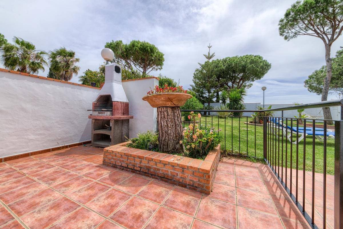 Foto 8 von 18: Casa Los Pinos Torre Atalaya - Andalusisches Cortijo mit viel Komfort und eingezäuntem Pool