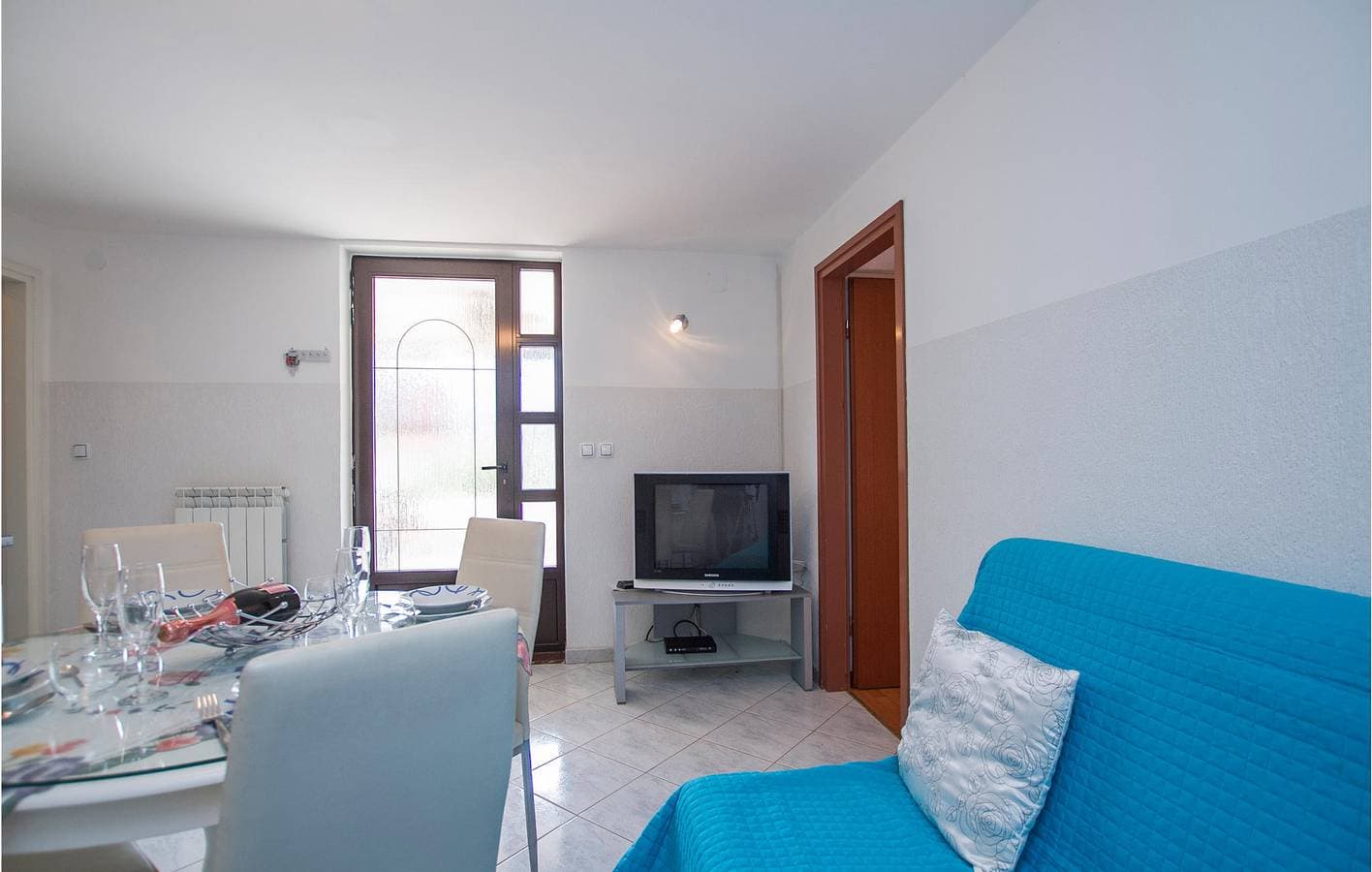 Foto 7 von 26: Charmantes Apartment mit Terrasse, WLAN und Parkplatz, 2,5 km vom Strand entfernt
