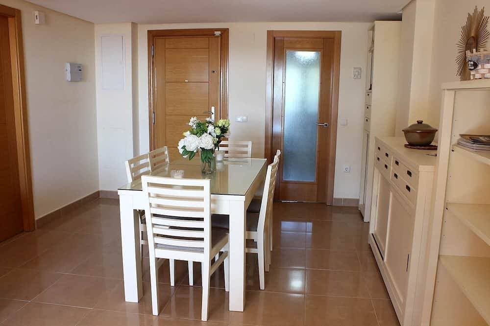 Foto 9 von 21: Ein-Zimmer-Wohnung in erster Linie in Estepona. Costa del Sol
