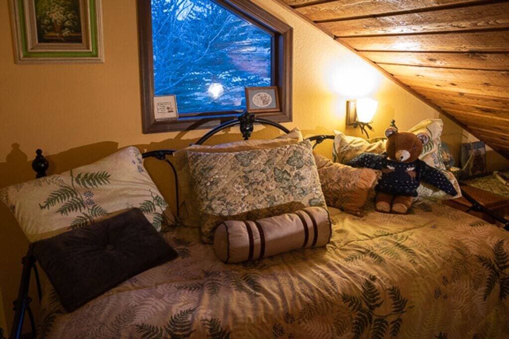 Foto 7 von 50: Die Lodge befindet sich auf dem größten Berg der Welt.