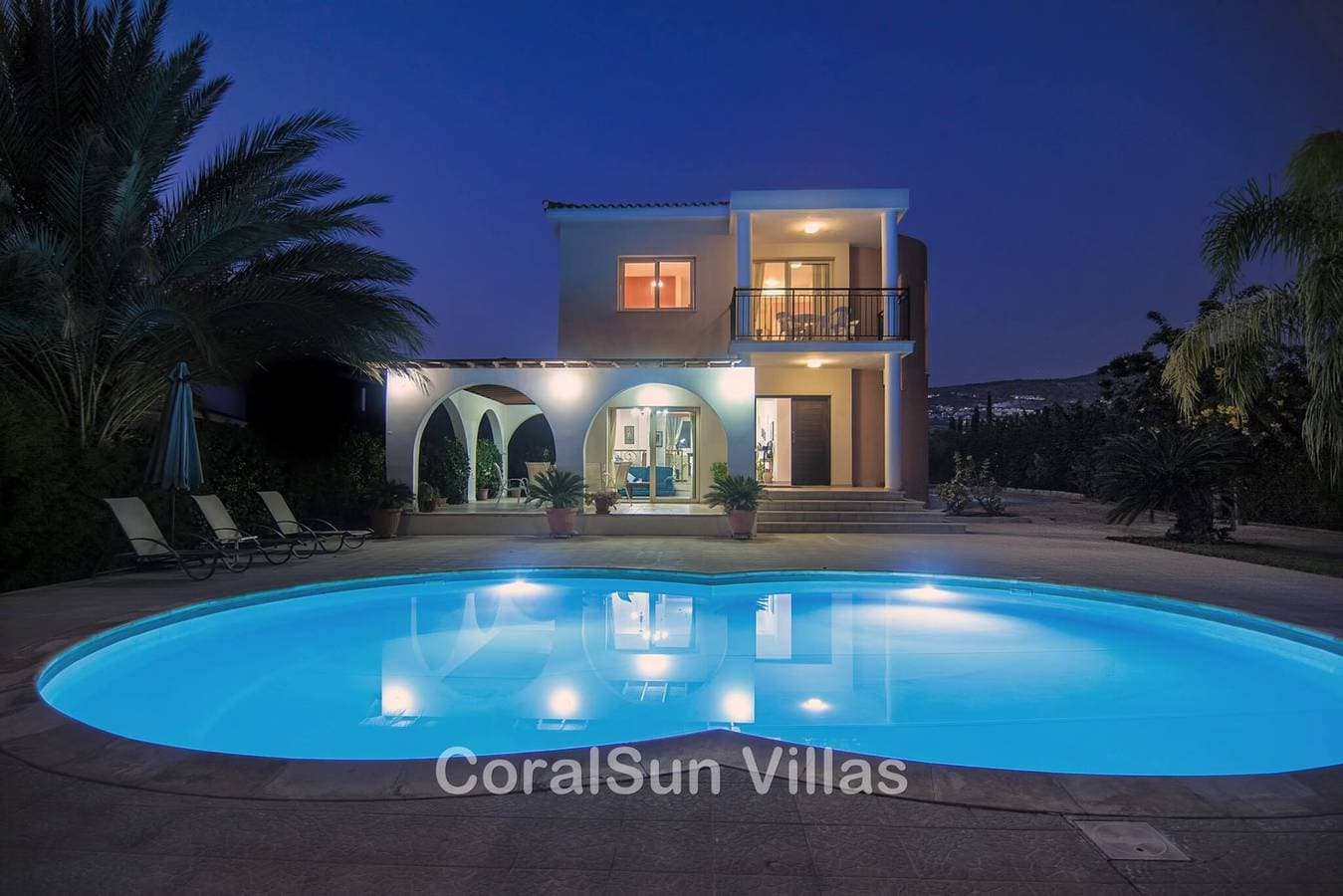 Foto 13 von 78: Erstaunlicher Pool, absolute Privatsphäre, Annehmlichkeiten und Strand in der Nähe