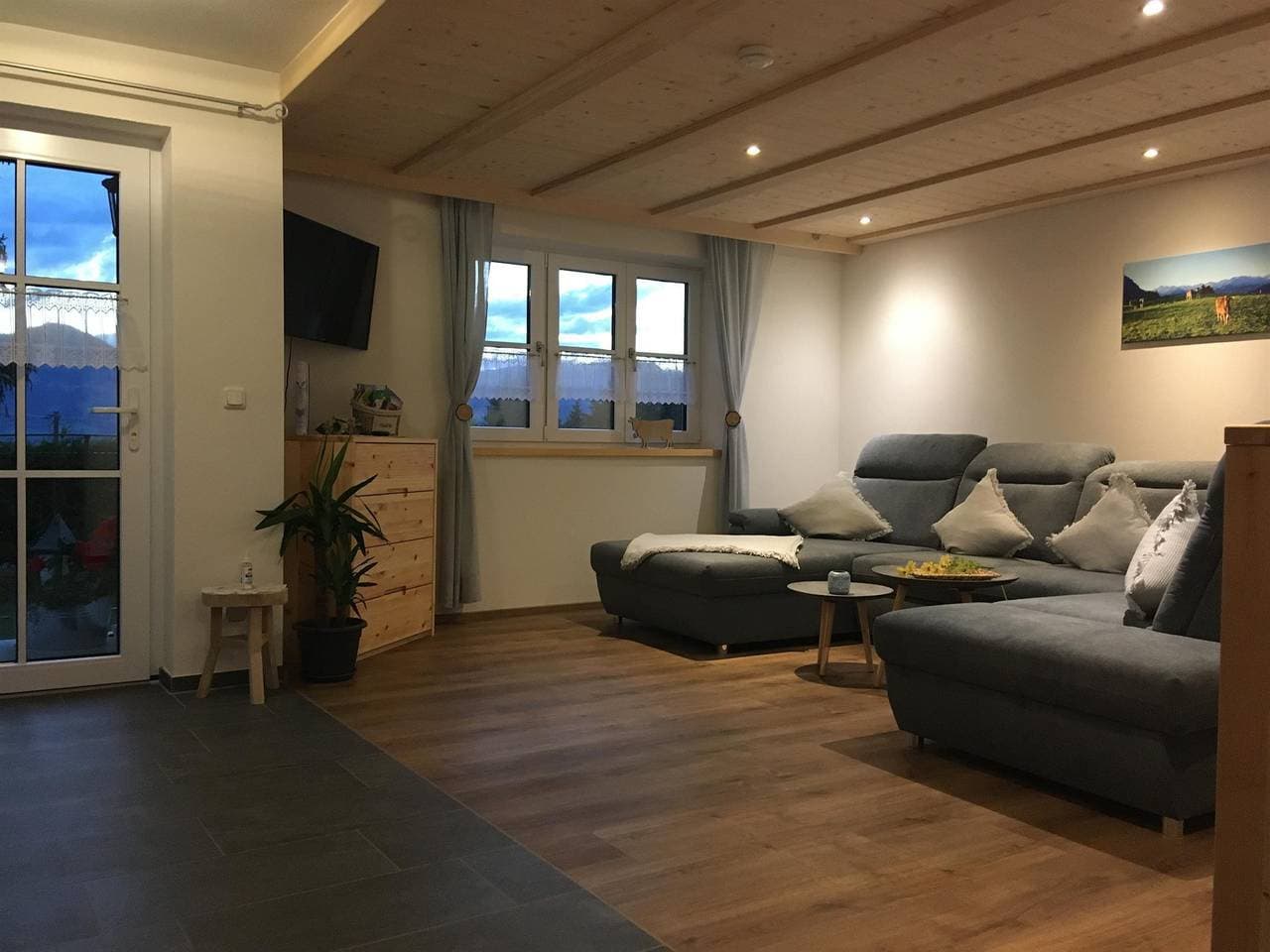 Ferienwohnung und Wohnmobilstellplatz Sunnesidde 1