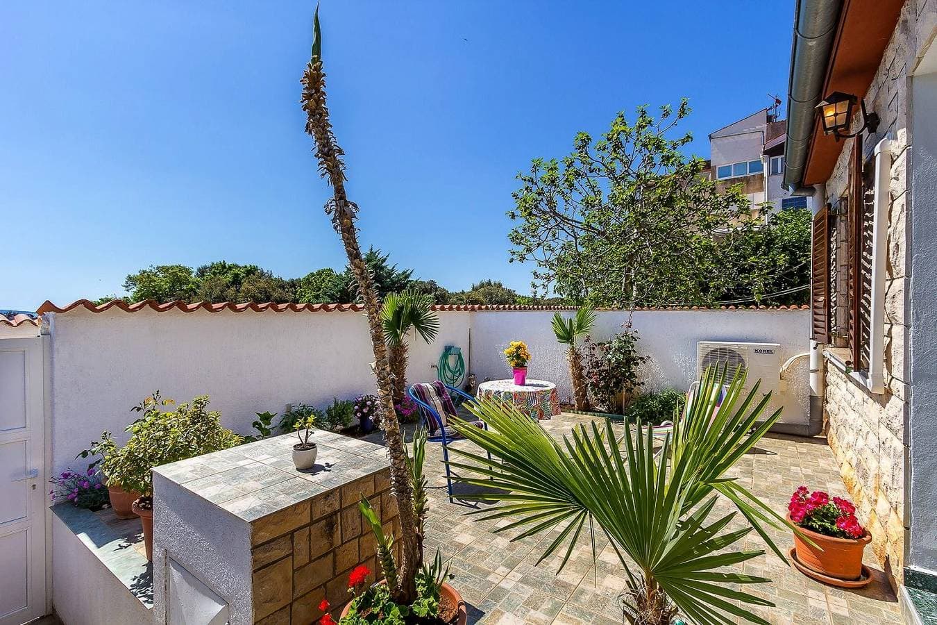 Foto 2 von 20: Tolles Apartment mit Meerblick nur 200 Meter zum Strand