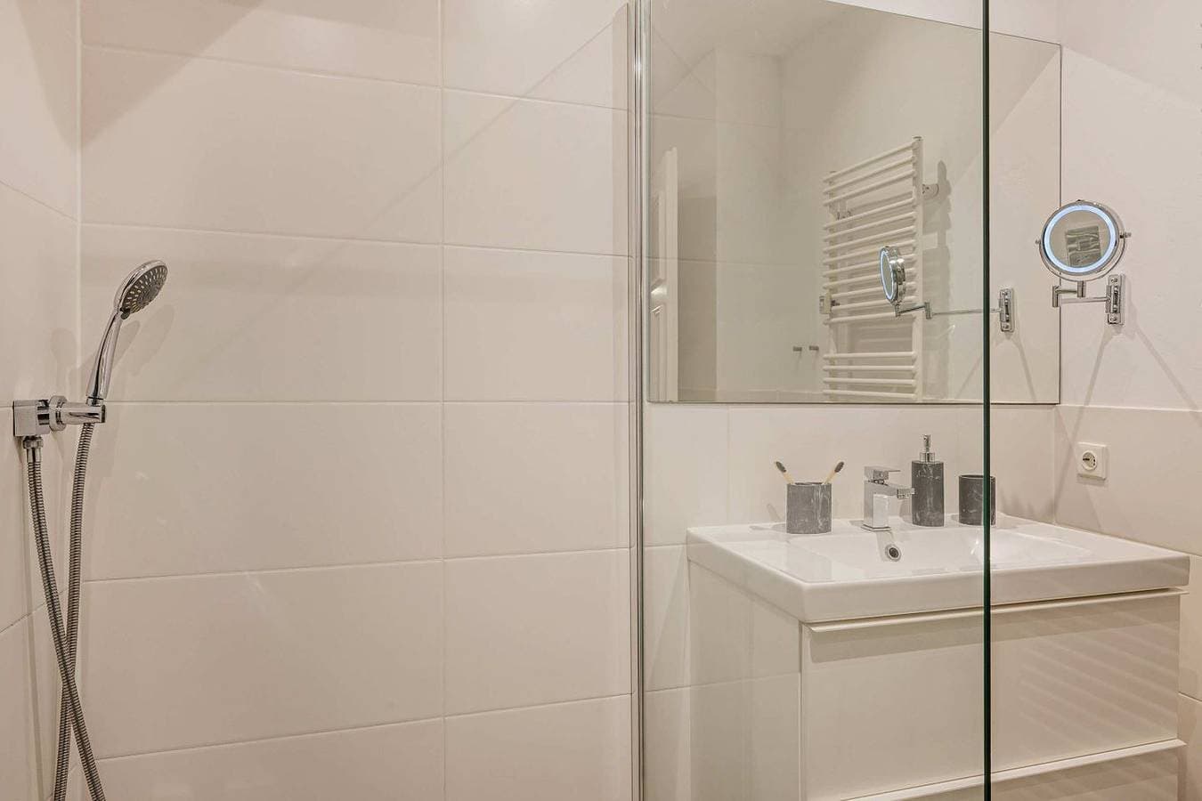 Foto 7 von 25: Wunderschöne Ferienwohnung in Heringsdorf mit Garten, nur 150 m zum Meer