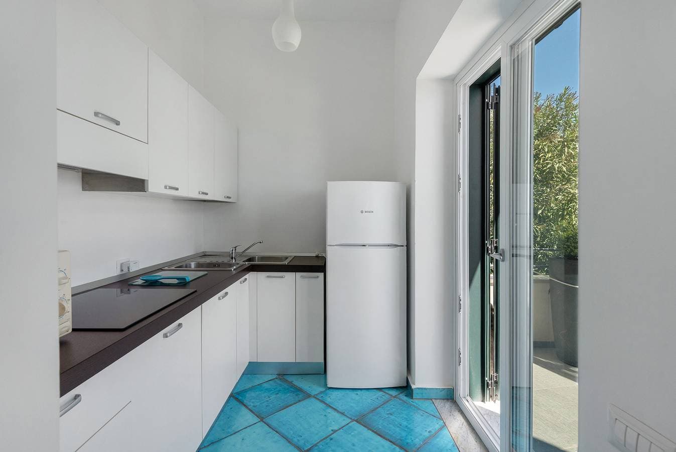 Foto 11 von 40: Villa 'Luxury A Strapiombo Sul Mare' mit Meerblick, Wi-Fi und Klimaanlage
