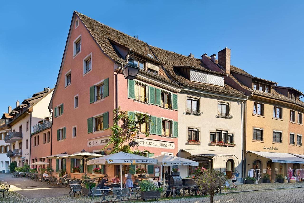 Hotel & Gasthaus Zum Hirschen 1