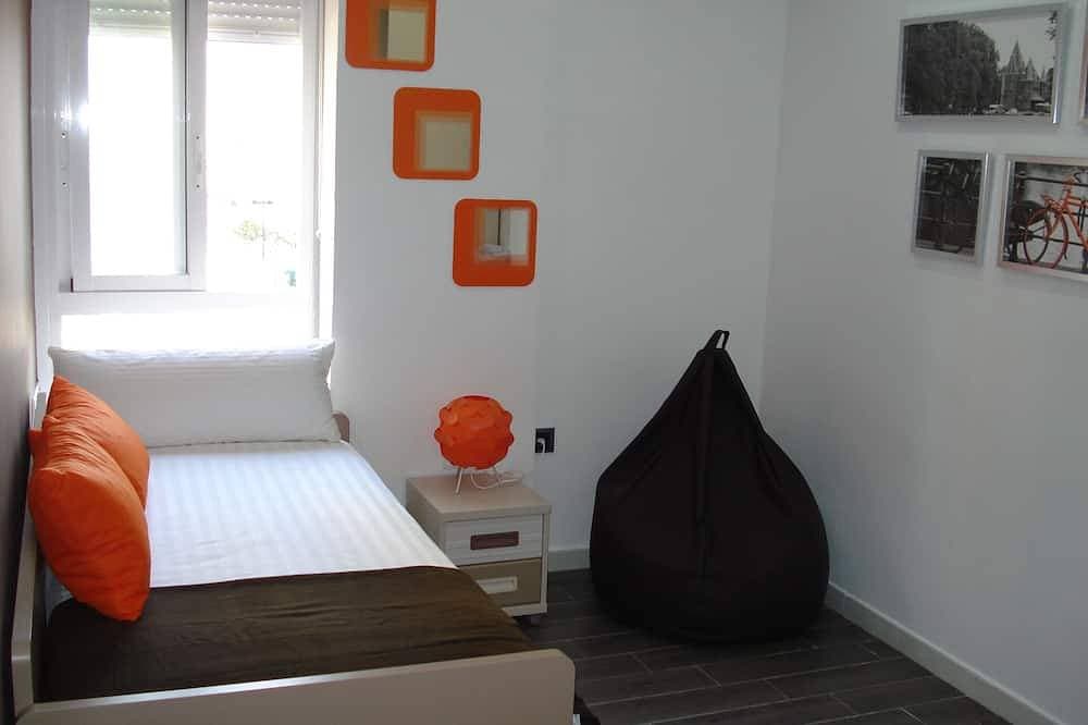 Foto 2 von 23: Apartment capricho 1. Zeile Strand, 2 Schlafzimmer, 2 Badezimmer, Spa. Englisches Fernsehen.